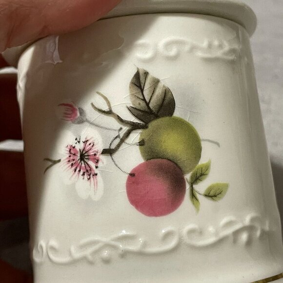 Vintage Aviemore Pottery Scotland 3.5" Floral Covered Jam Preserve Trinket Jar - Picture 2 of 9